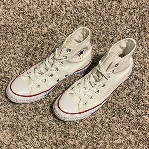 Converse Chuck Taylor All Star High Tops - Women’s size 8